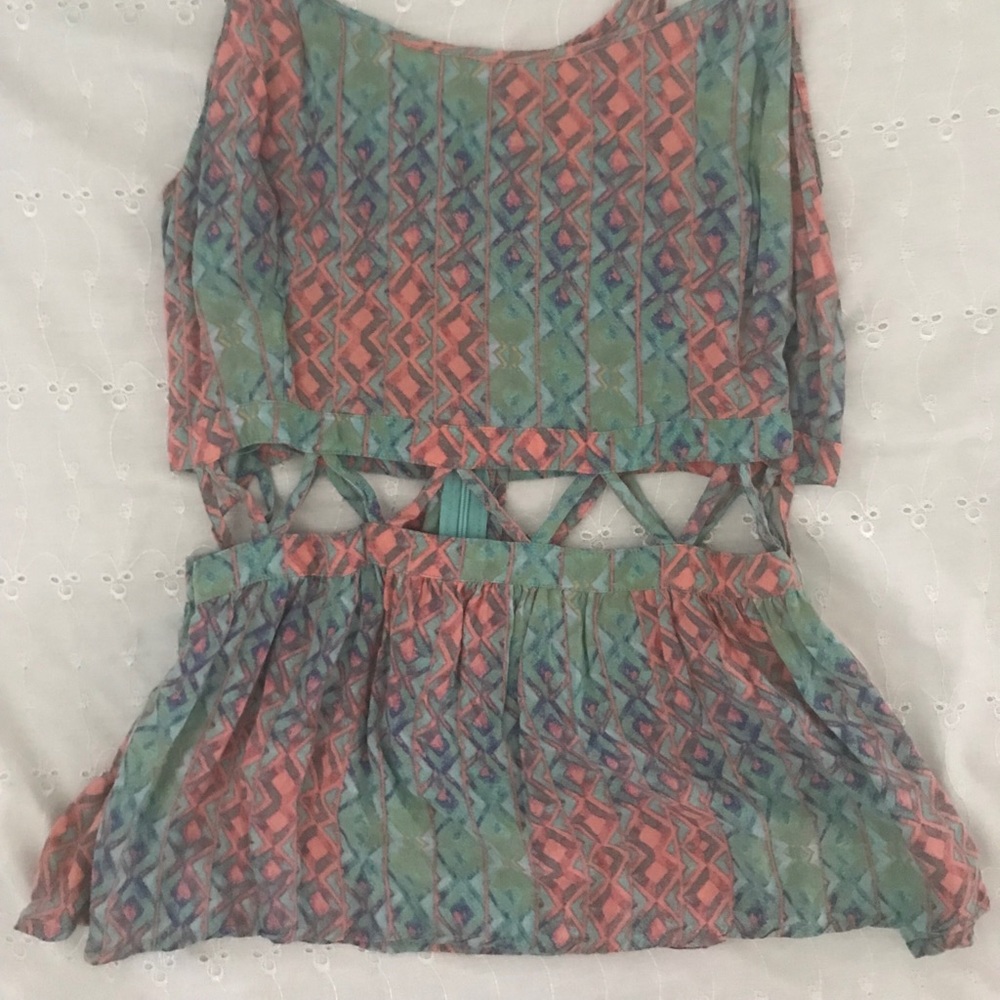 Cute Tank Top with Cutouts
